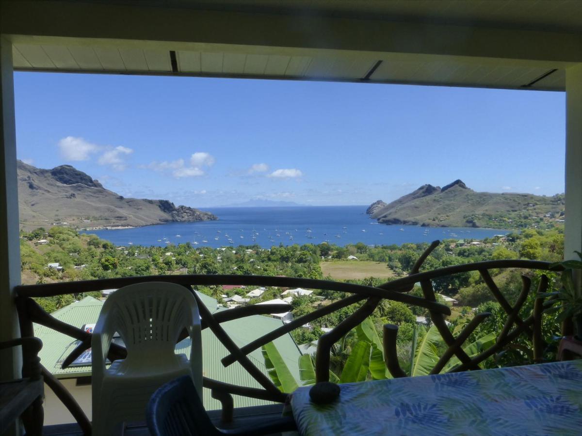 Hotel Fare Manutea Nuku Hiva Exterior foto