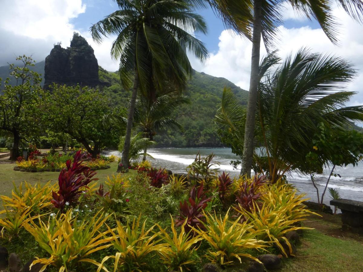 Hotel Fare Manutea Nuku Hiva Exterior foto